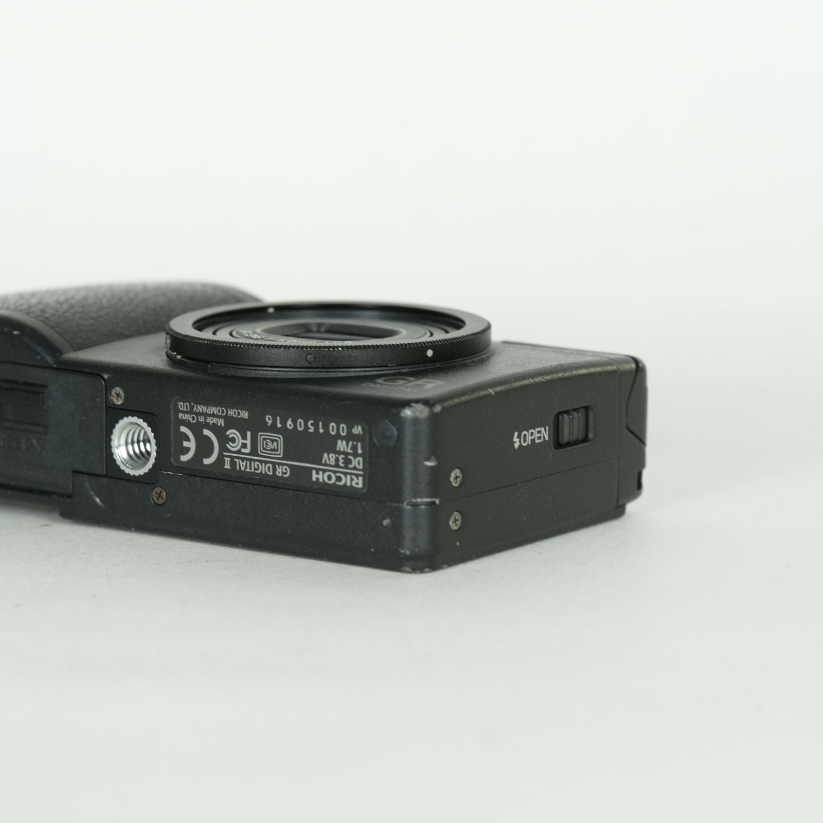 Ricoh Compact Digital Camera 2,000 Gr Ii