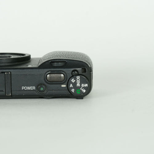 Ricoh Compact Digital Camera 2,000 Gr Ii
