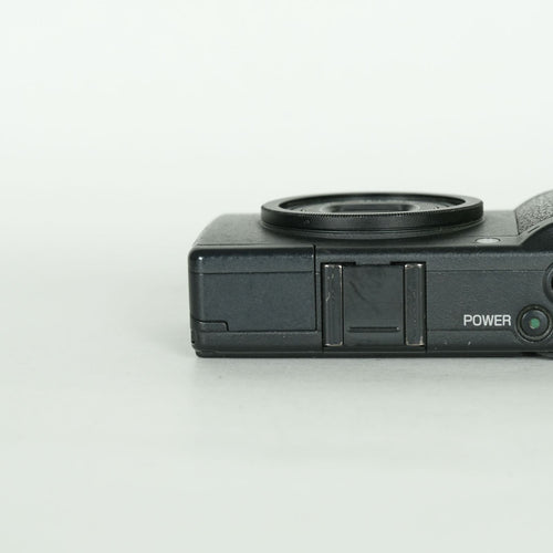 Ricoh Compact Digital Camera 2,000 Gr Ii