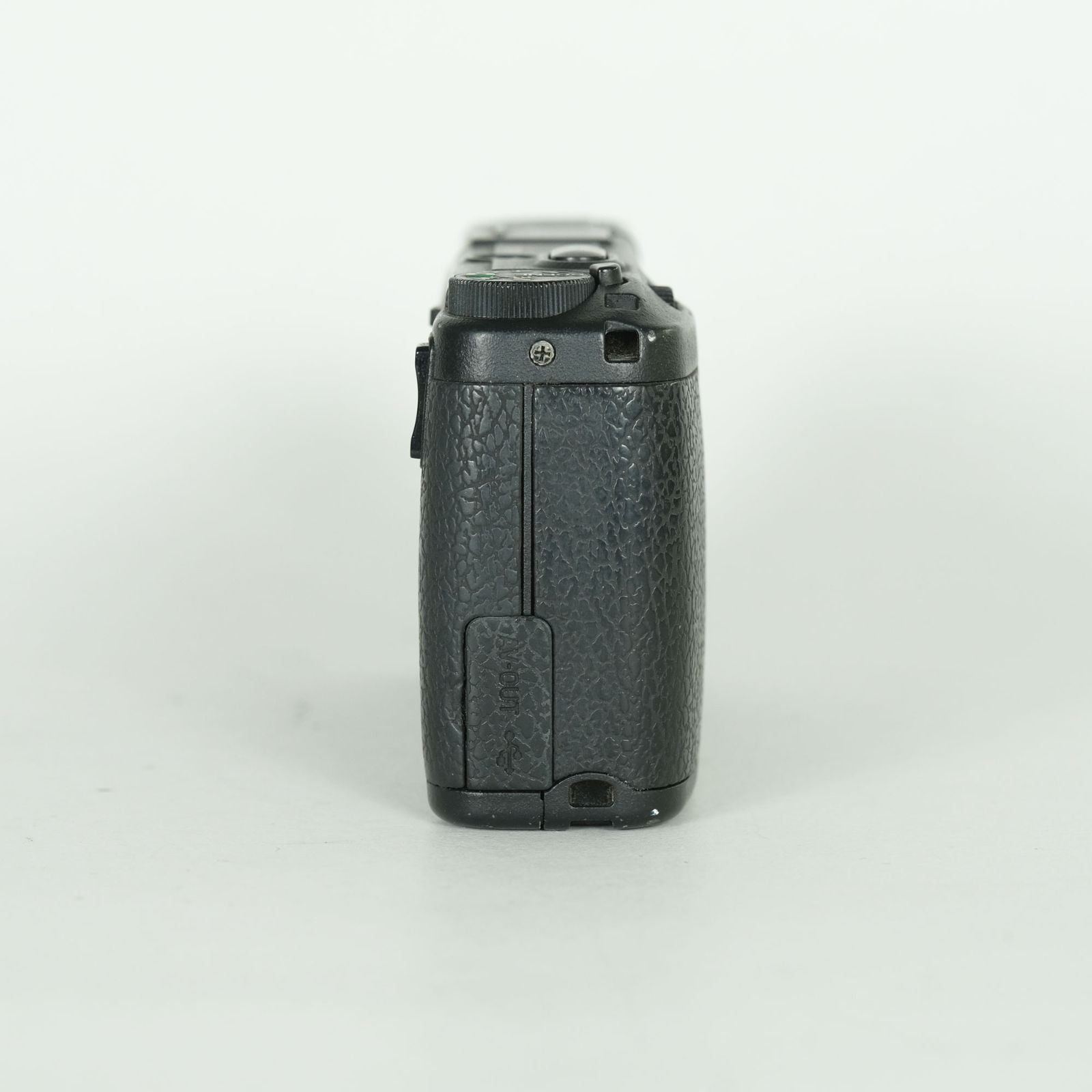 Ricoh Compact Digital Camera 2,000 Gr Ii