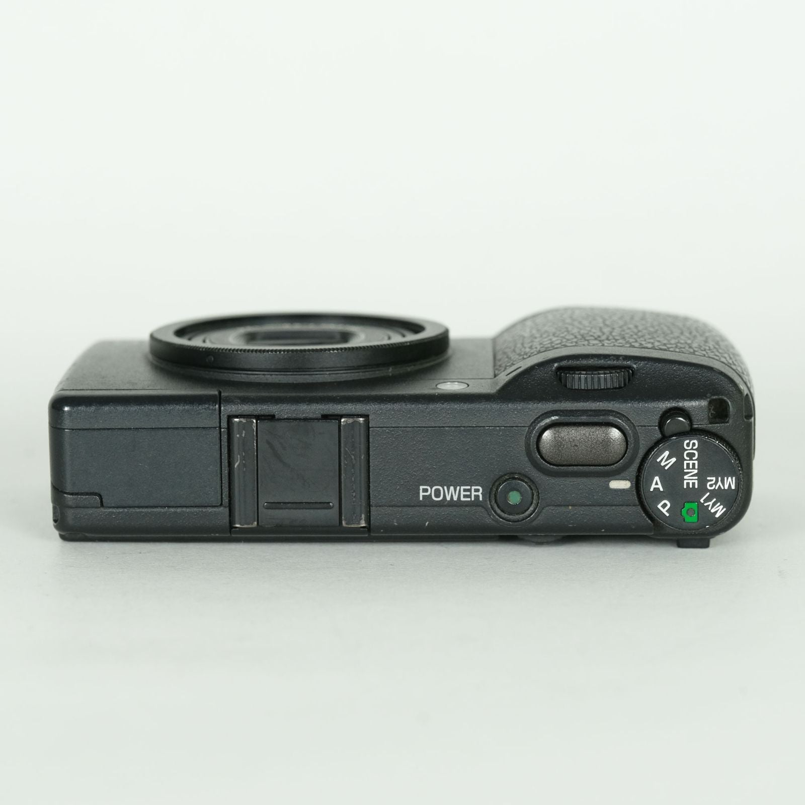 Ricoh Compact Digital Camera 2,000 Gr Ii