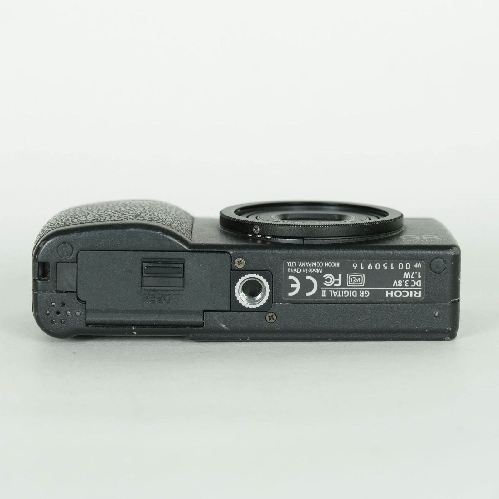 Ricoh Compact Digital Camera 2,000 Gr Ii