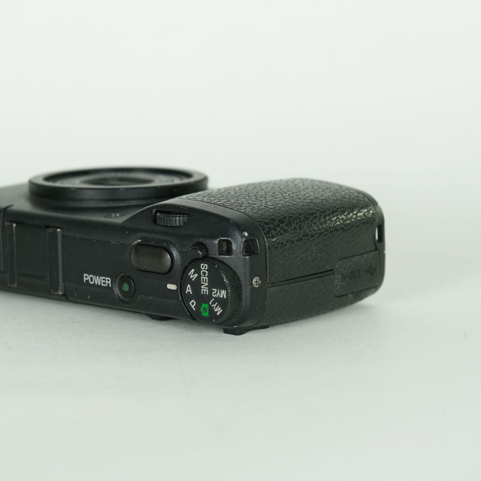 Ricoh Compact Digital Camera 2,000 Gr Ii