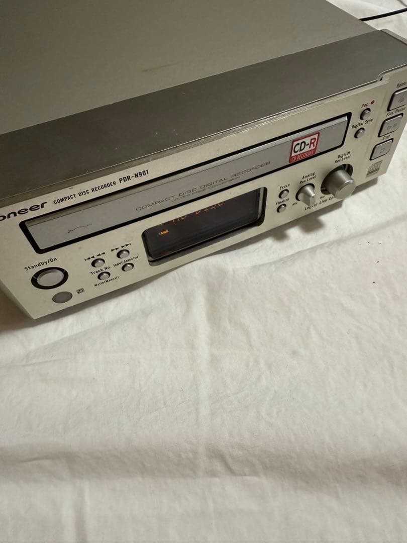 Pioneer Cd Md Cassette Deck Pdr-M901