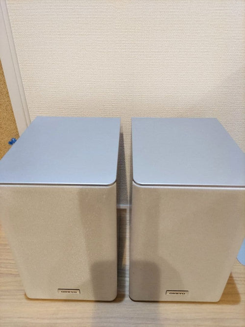 Onkyo Speaker 2
