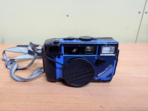 Nikon Compact Cameras (Film) Awad