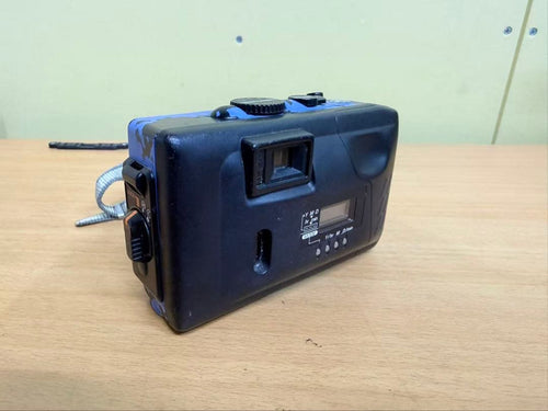 Nikon Compact Cameras (Film) Awad