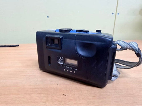 Nikon Compact Cameras (Film) Awad