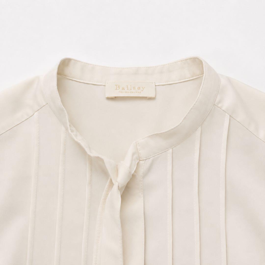 Tomorrowland Long-Sleeve