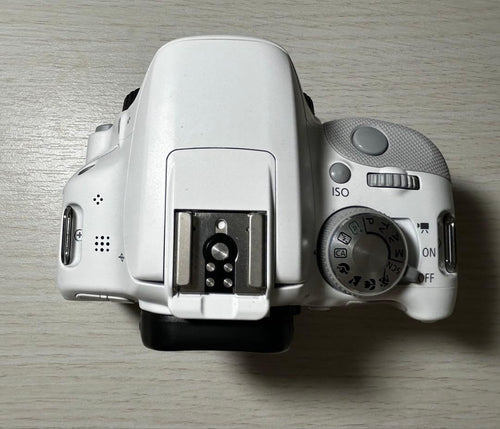 Canon Digital Slr Eos Kiss X7 (1