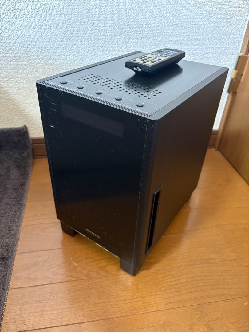 Onkyo Center Speaker Ht-S5800