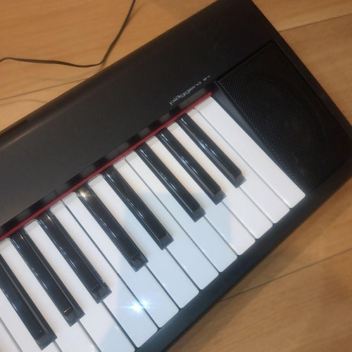 Yamaha Keyboard Electronic Piano Piaggero Np-11