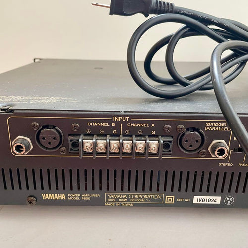 Yamaha Power Amplifiers P800
