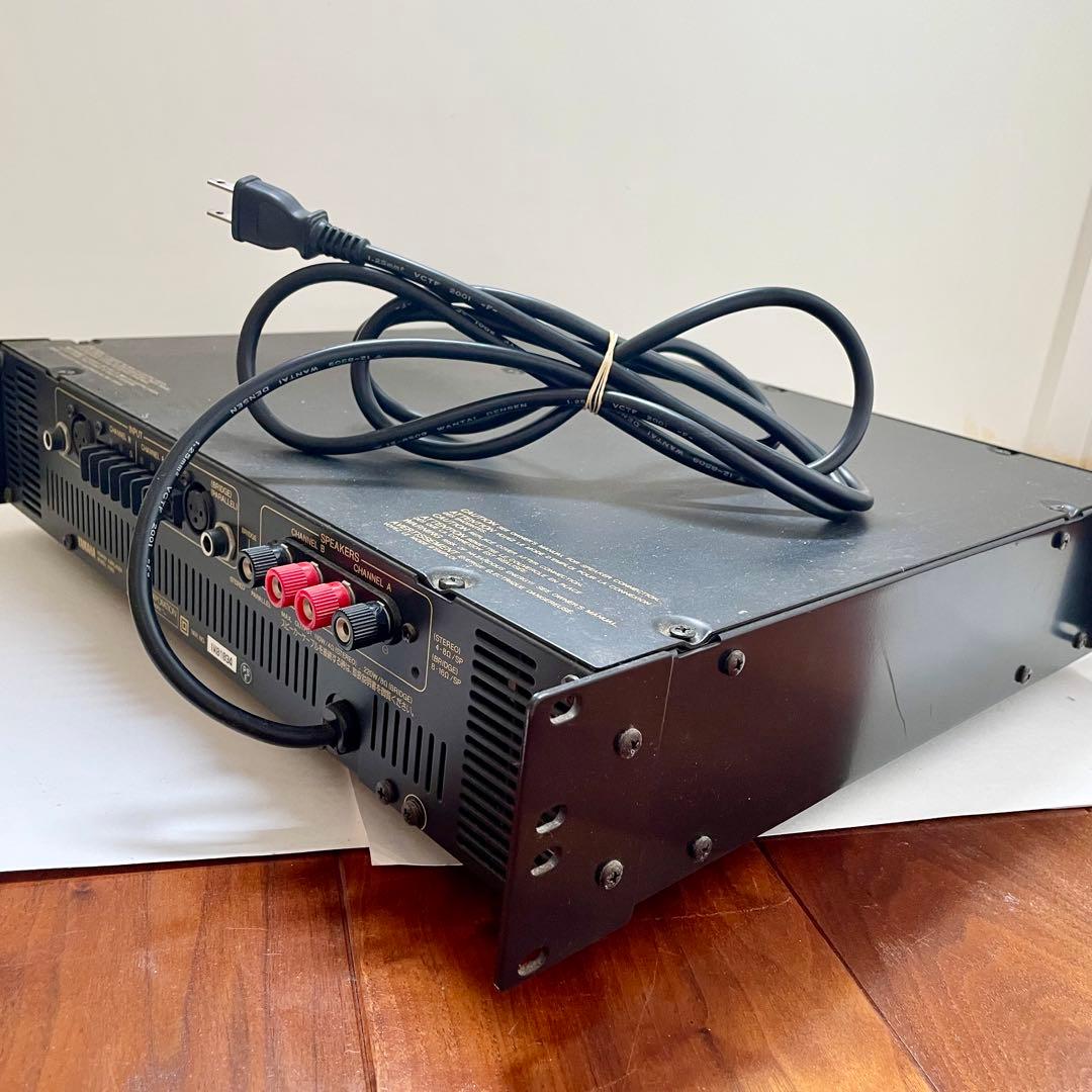 Yamaha Power Amplifiers P800