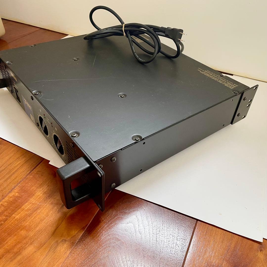 Yamaha Power Amplifiers P800