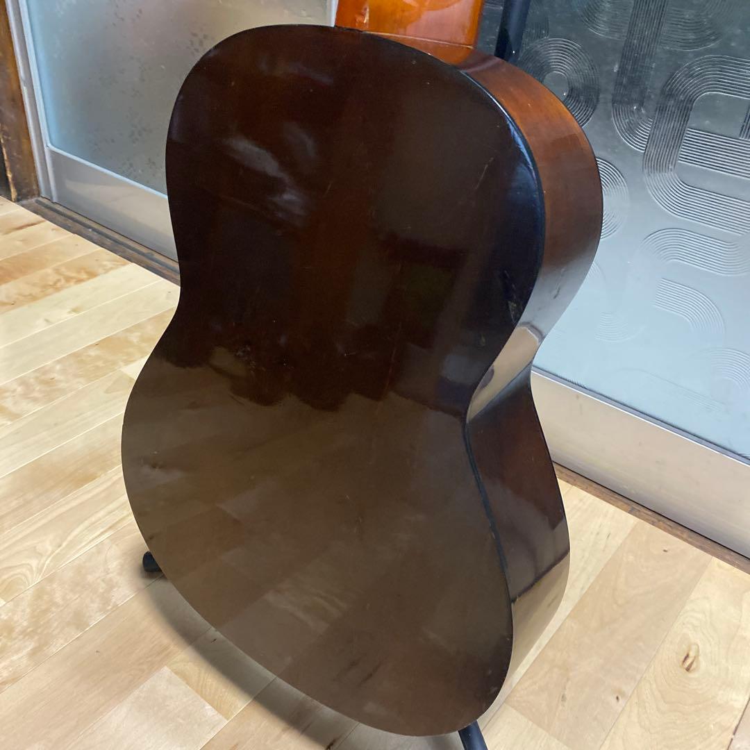 Yamaha Classical Guitars G-100