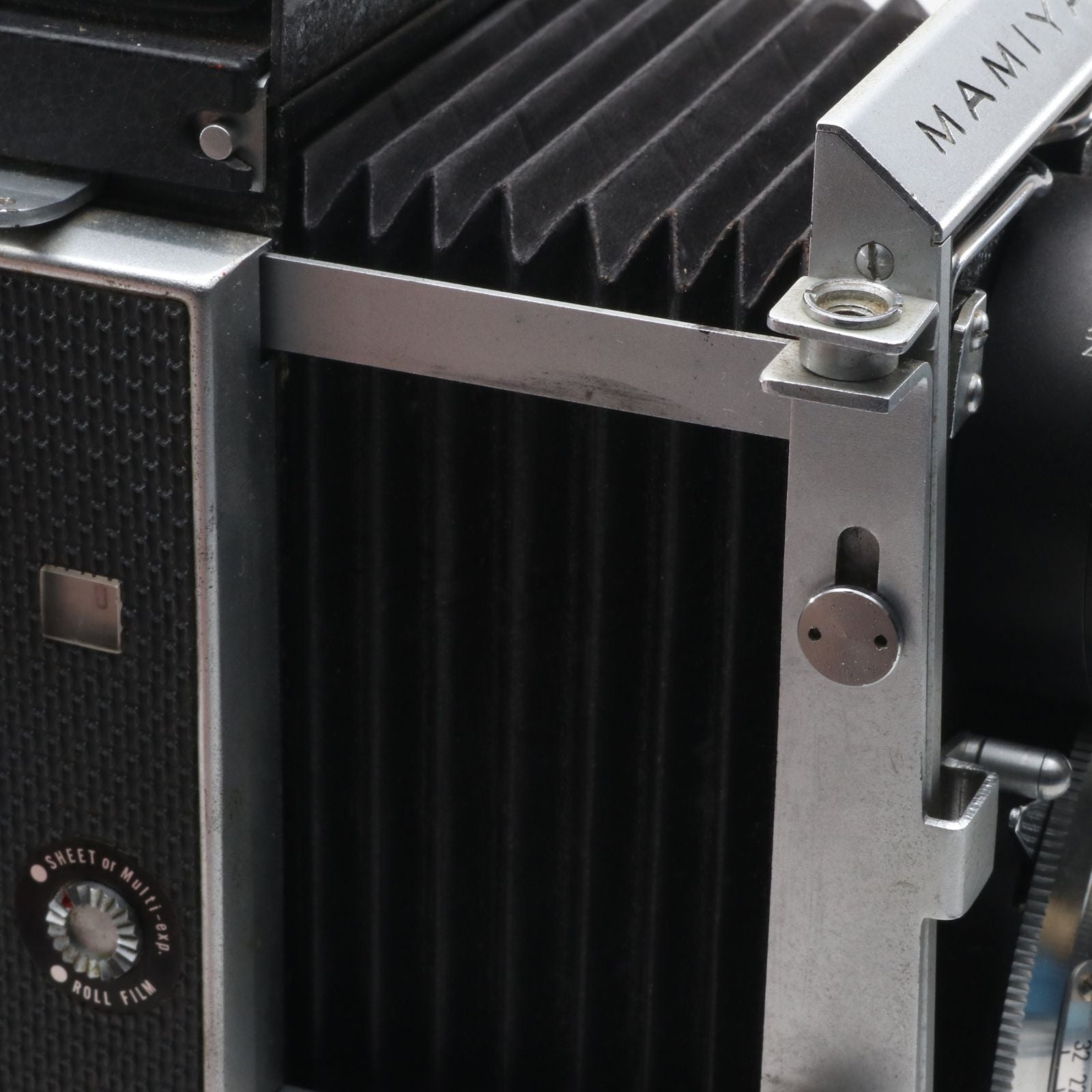 Mamiya Double -Lens Reflex Camera C22 Professional Sekor F3.5