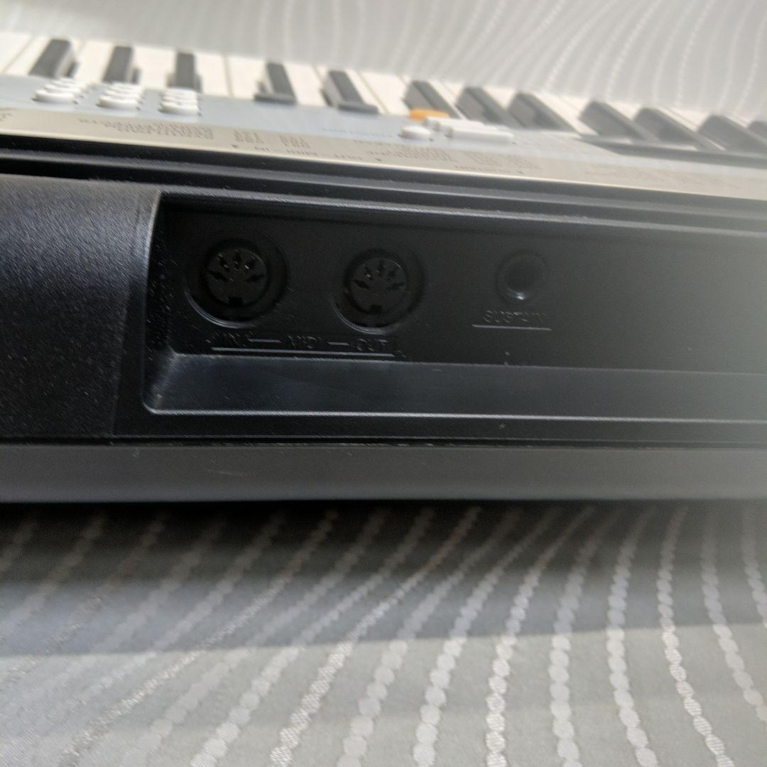 Yamaha Keyboards Digital Pianos Psr-E203 61