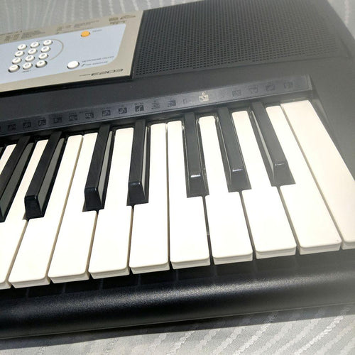 Yamaha Keyboards Digital Pianos Psr-E203 61