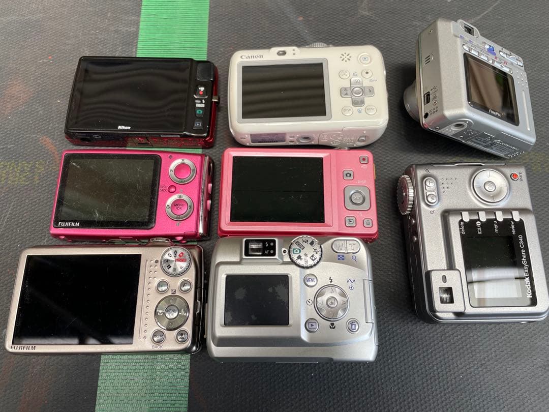 Compact Digital Cameras Nikon Canon 8