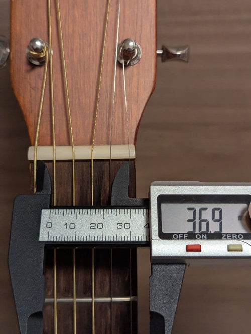Acoustic Guitars Yamaha Jr-1