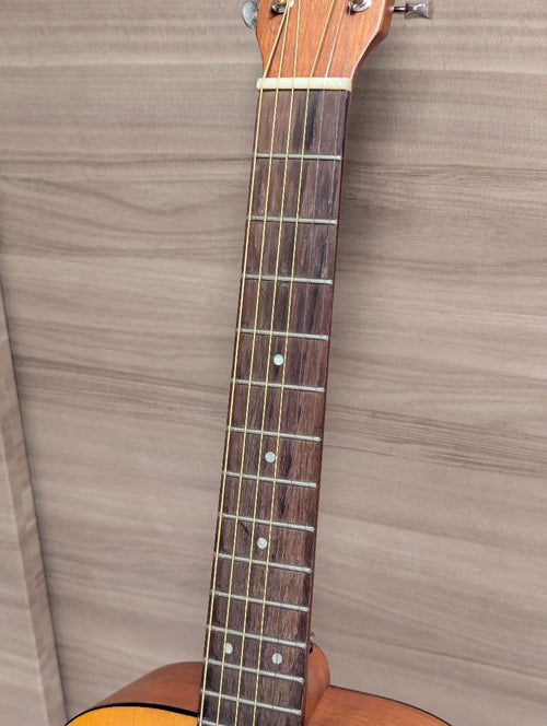 Acoustic Guitars Yamaha Jr-1