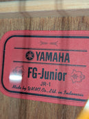 Acoustic Guitars Yamaha Jr-1