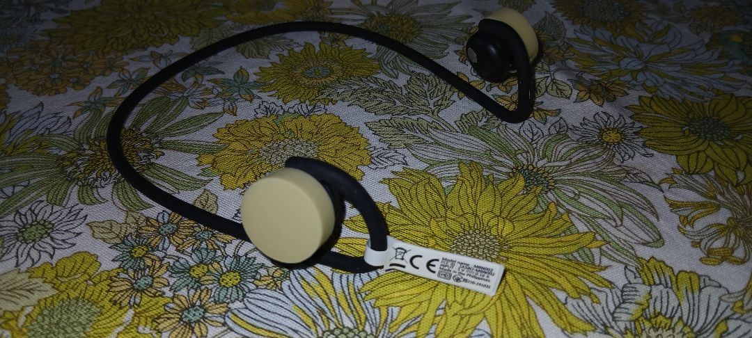 Wireless Earphones Nwmgo On-Ear Speakers