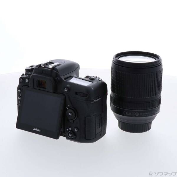 Nikon Digital Slr D7500 18-140Vr 352
