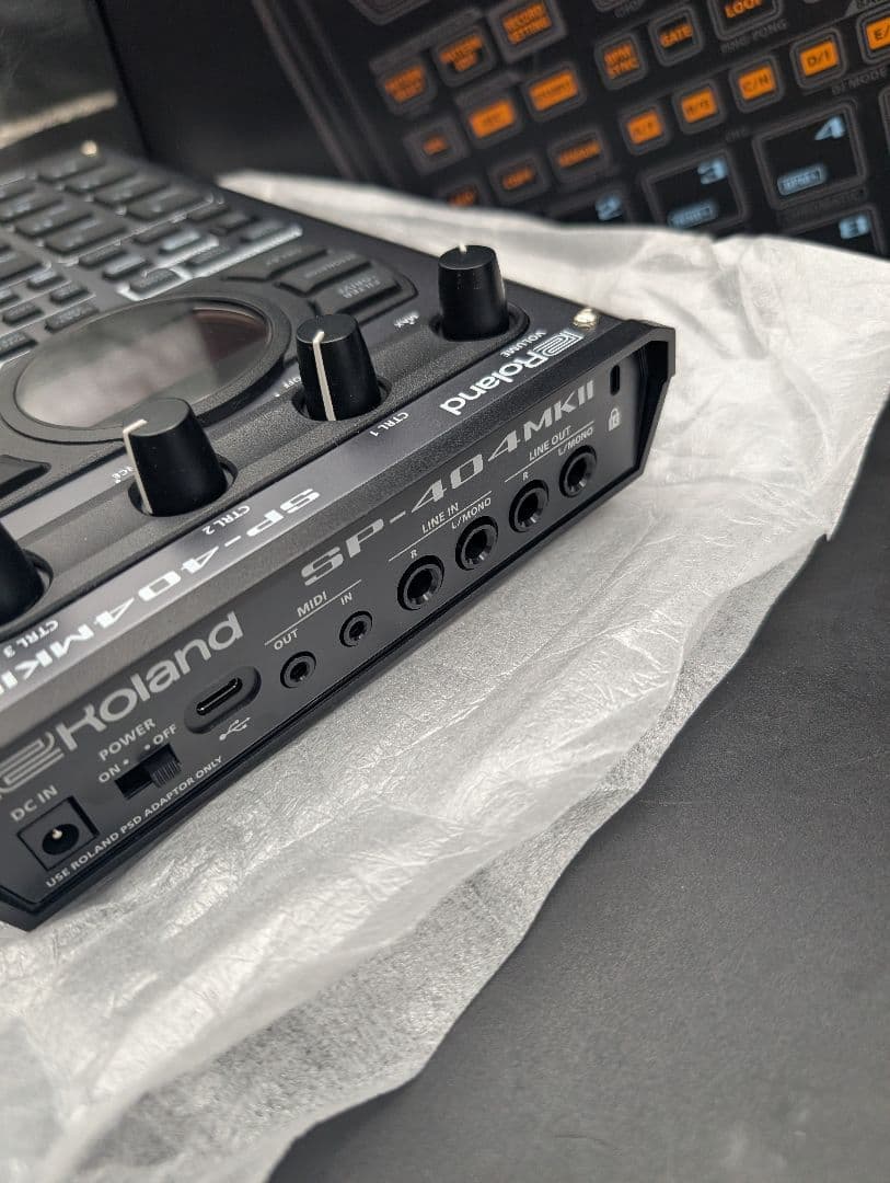Roland Samplers Sp-404Mkii Sp404Mk2