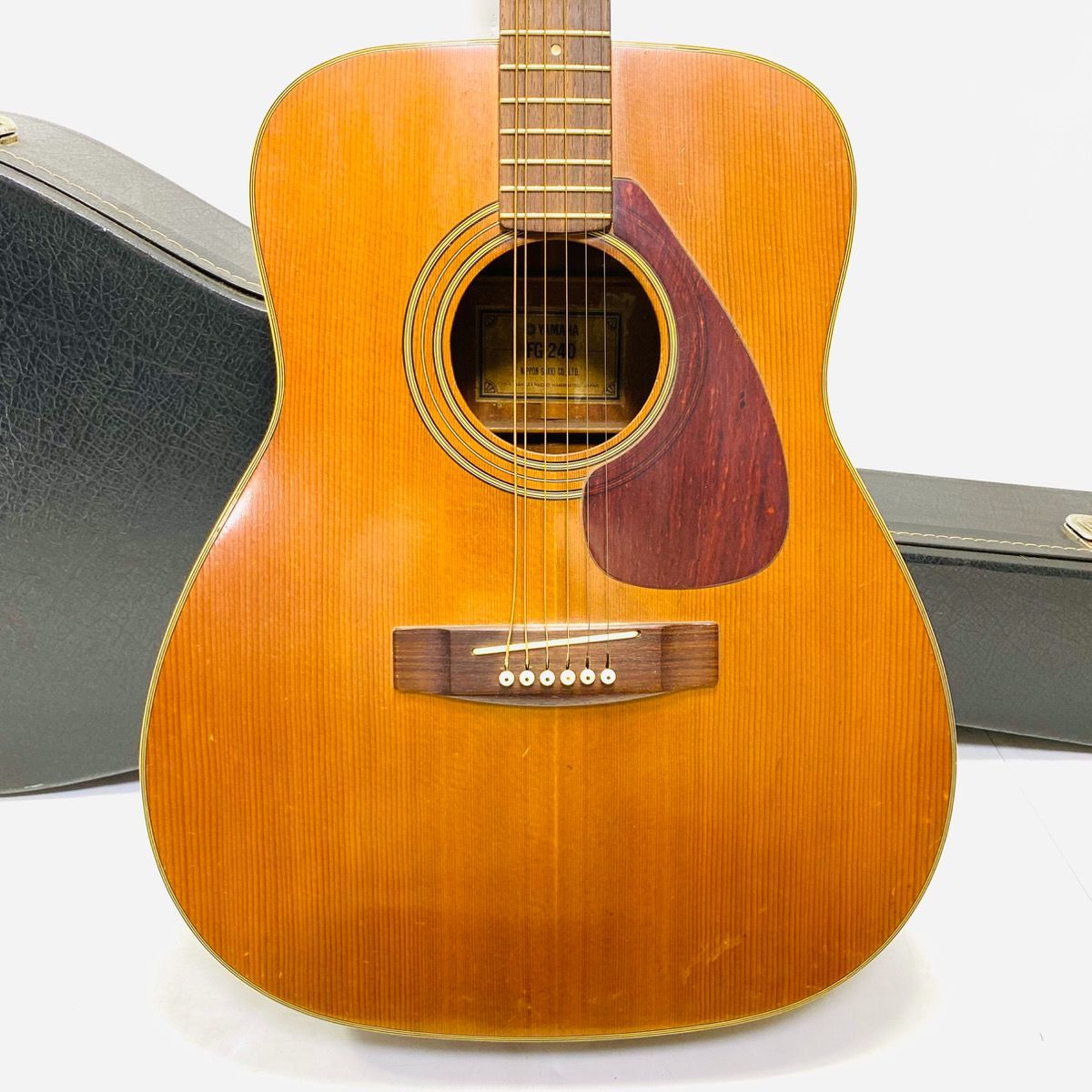 Yamaha Acoustic Guitar Fg-240