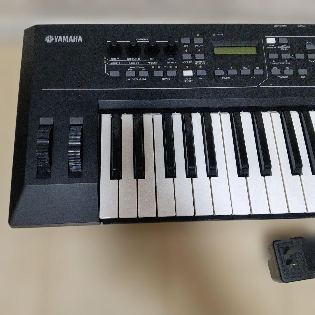 Yamaha Midi Keyboards Pads Kx49