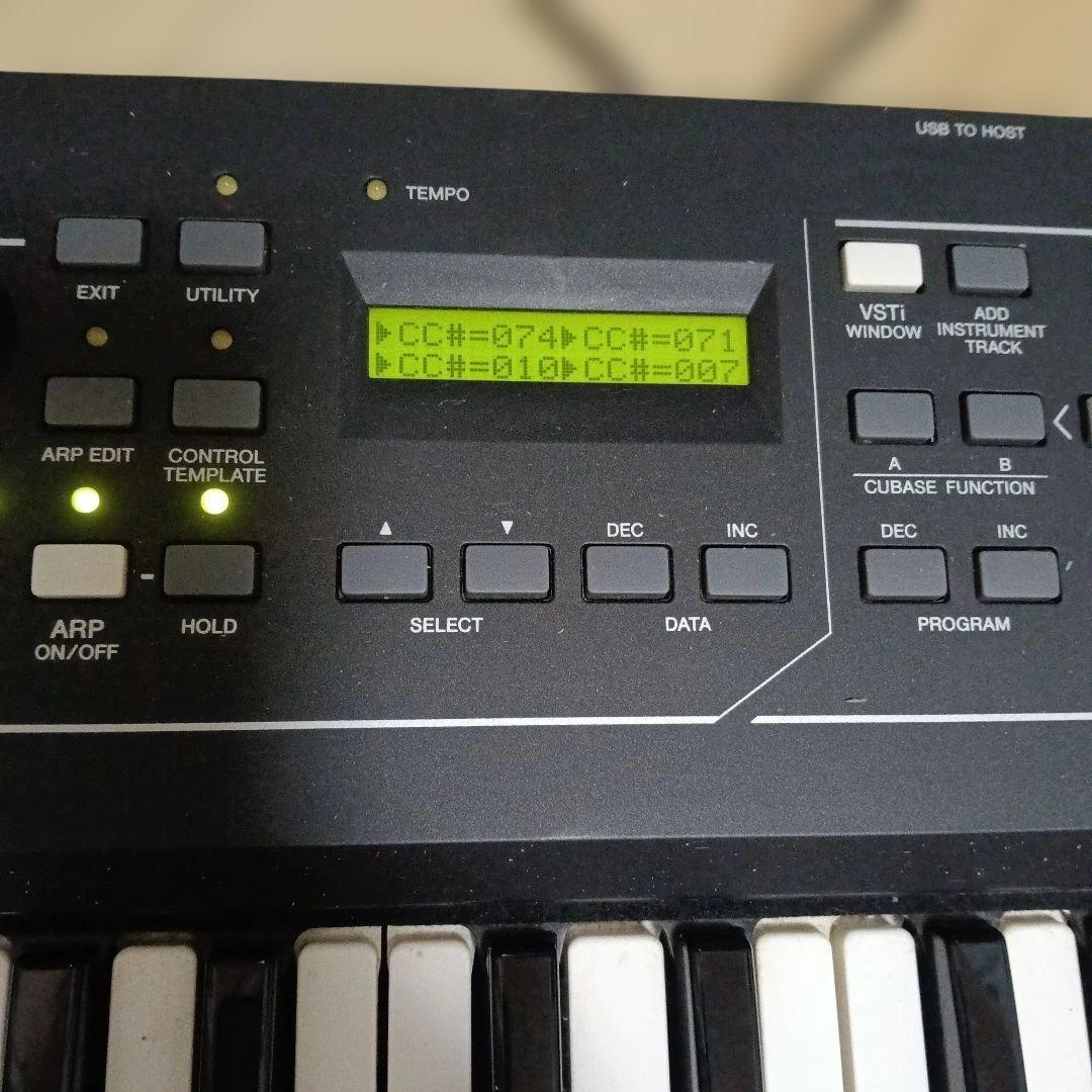 Yamaha Midi Keyboards Pads Kx49