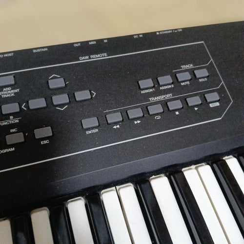 Yamaha Midi Keyboards Pads Kx49