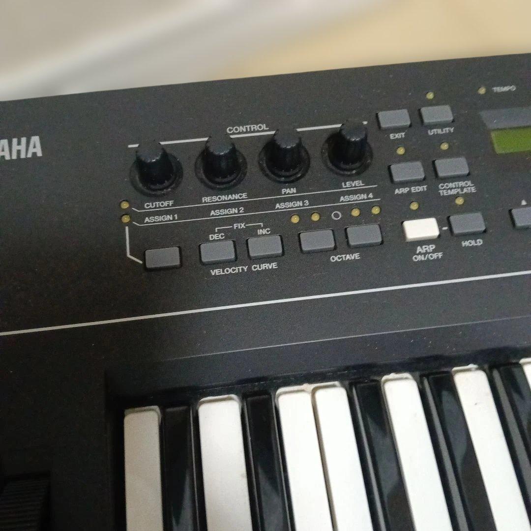 Yamaha Midi Keyboards Pads Kx49