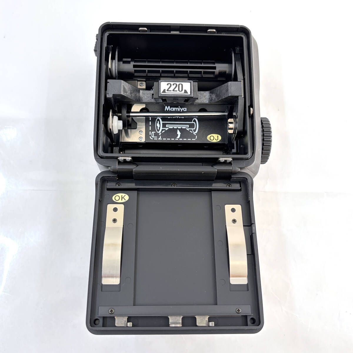 Mamiya Large -Size Medium Format Camera (Film) 220 6X7 #P201