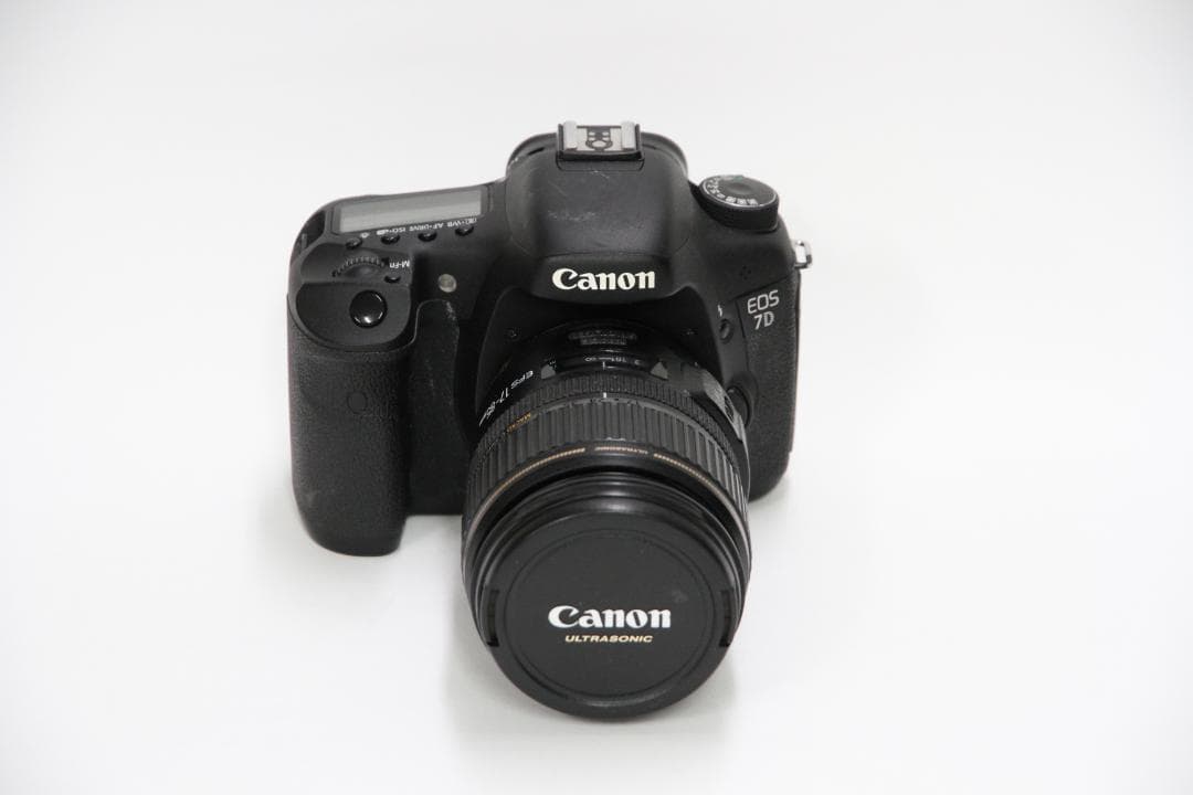 Canon Digital Slr Eos 7D Efs17-85Mm