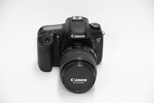 Canon Digital Slr Eos 7D Efs17-85Mm