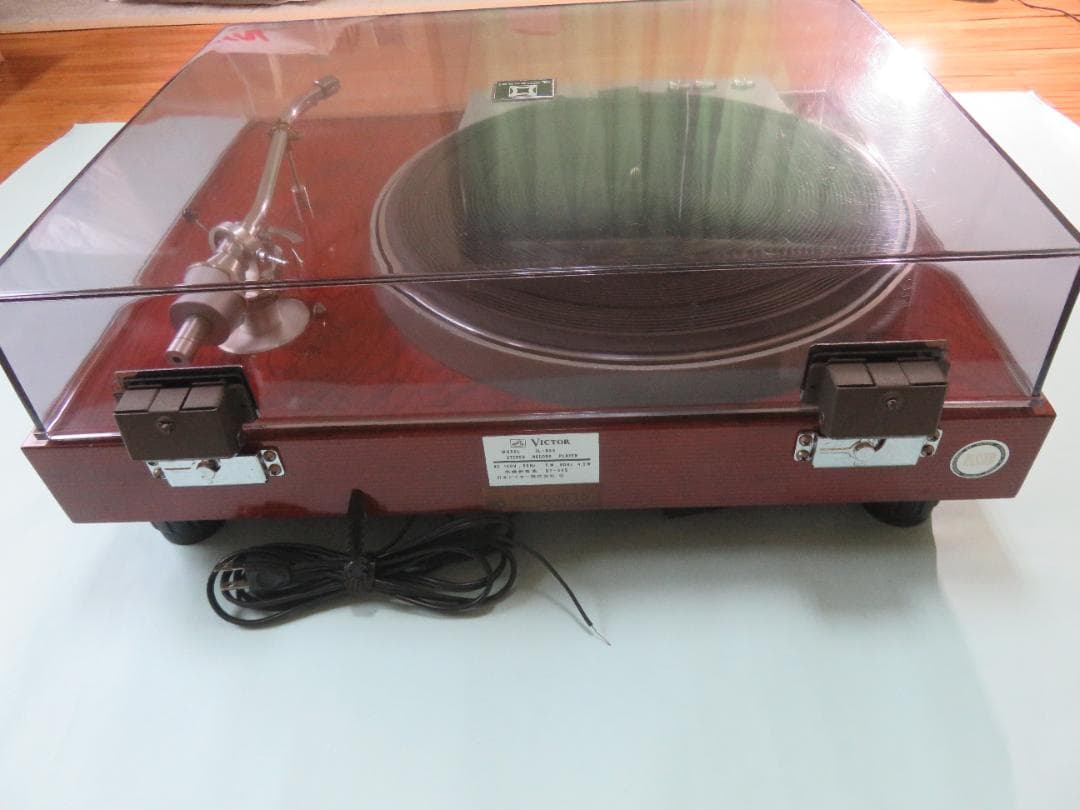 Victor Record Players (Turntables) Jl-B44