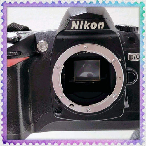 Reflex numériques Nikon D70