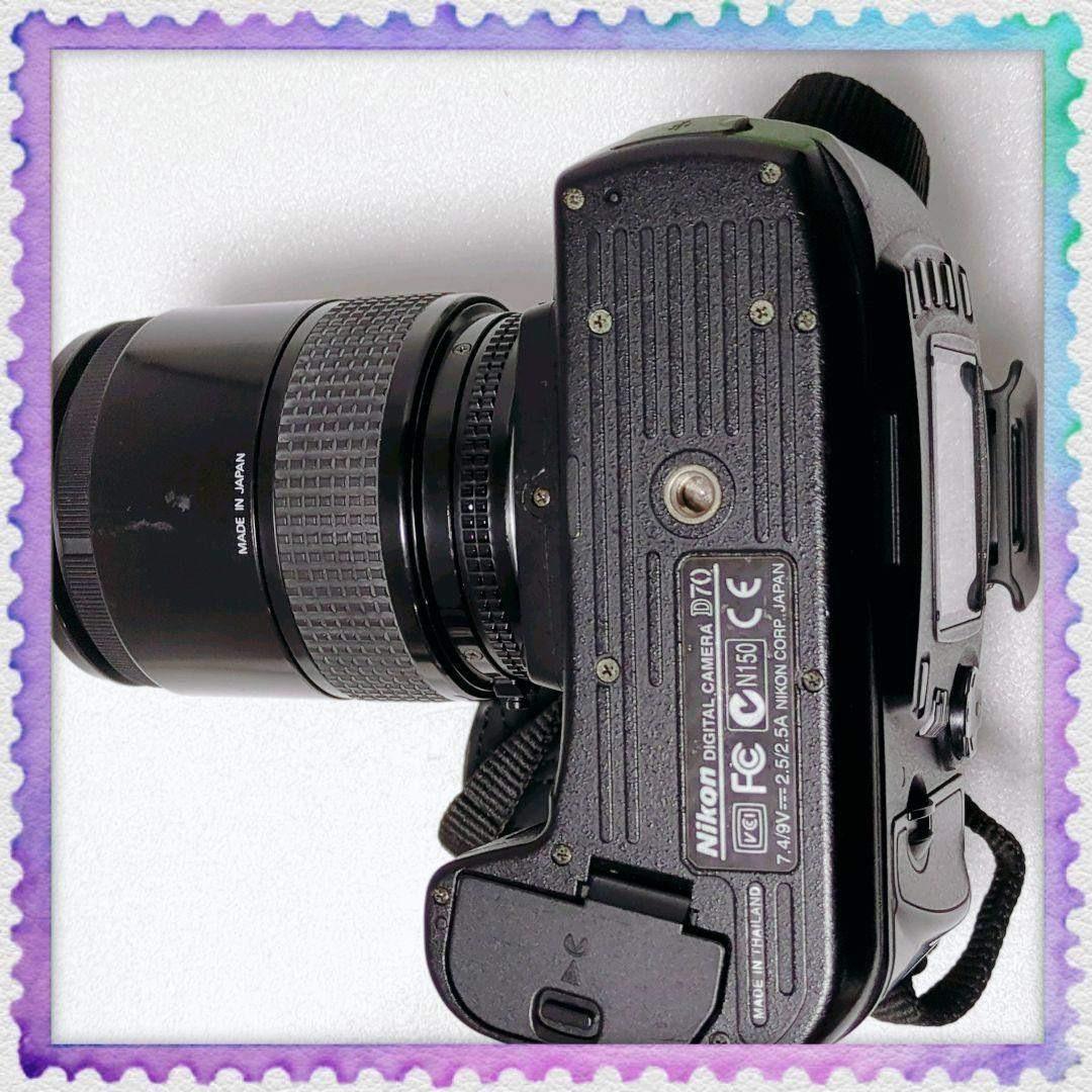 Reflex numériques Nikon D70