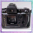 Reflex numériques Nikon D70