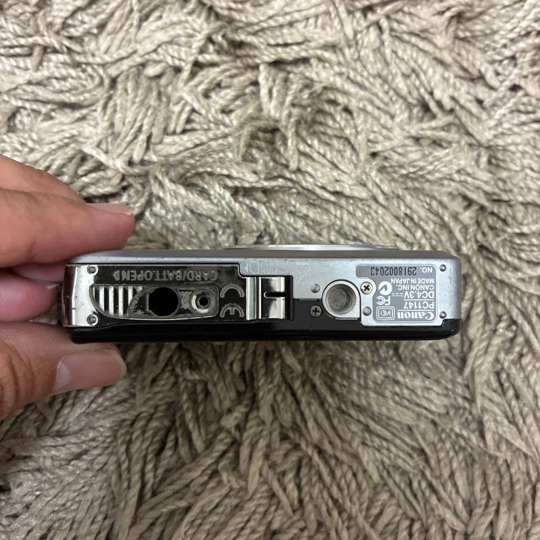 Canon Compact Digital Camera Ixy Digital80