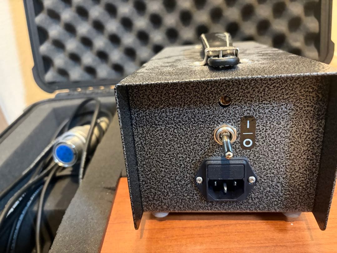 Condenser Microphones Upton 251