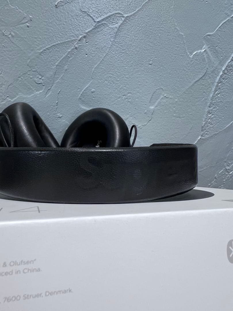 Supreme Other B&O Beoplay H4 Bang&Olufsen
