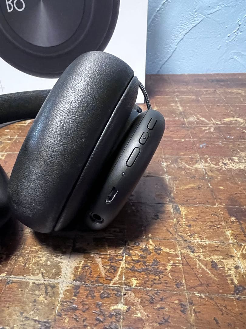 Supreme Other B&O Beoplay H4 Bang&Olufsen
