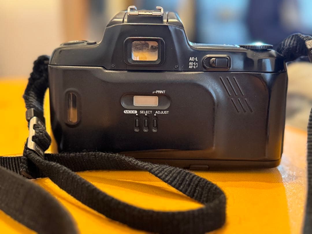 Nikon Compact Camera (Film) F-601 Quartz Date Nikkor35-70Mm