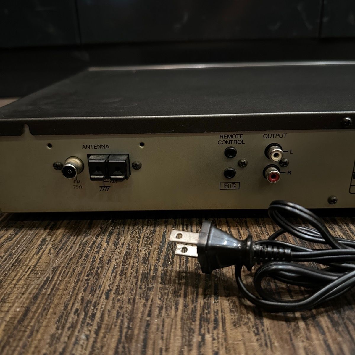 Onkyo Radio Tuner T-403 Am/Fm