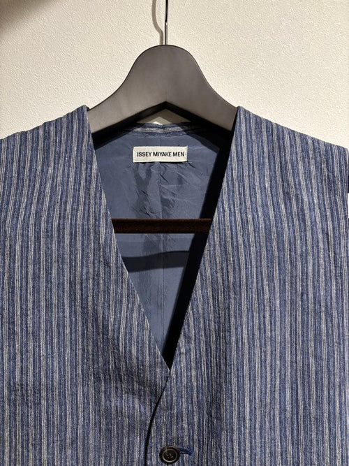 Issey Miyake Vests Men V L