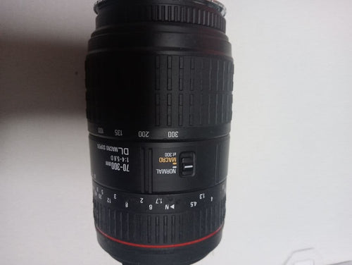 Sigma Lens (Zoom) 70-300Mm F/4-5.6 Dl Macrosuper